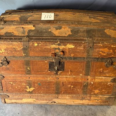 Steamer Trunk Dome Top