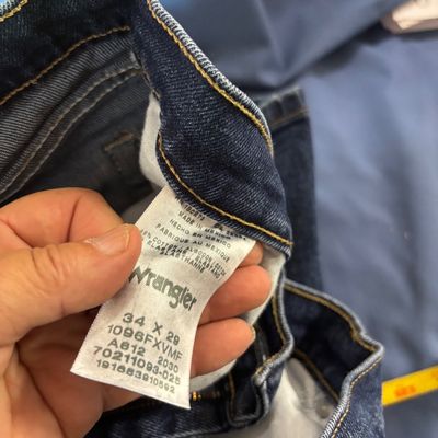 34x29 Wrangler Jeans