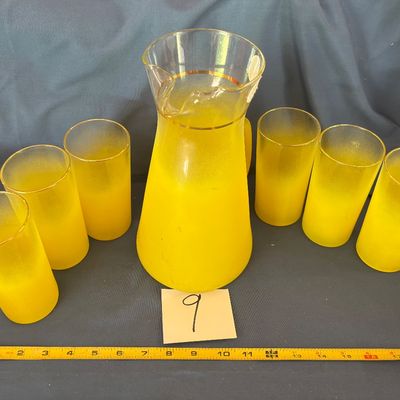 Vintage MCM Blendo Frosted Sunshine Yellow Pitcher 64 Oz Pitcher W/6 Glasses