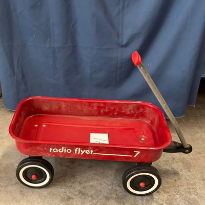 Small Radio Flyer Wagon