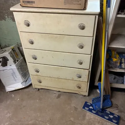 Sale Photo Thumbnail #257