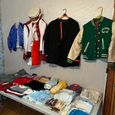 Sale Photo Thumbnail #190