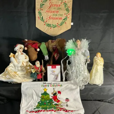 Christmas Holiday Décor Collection – Disney, tree toppers, Angels, Reindeer, Santa, Wall Banner 