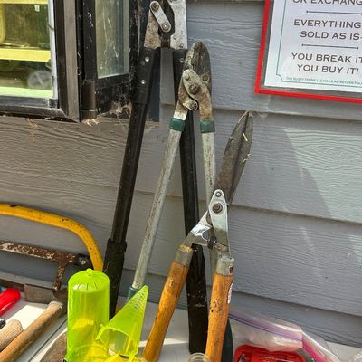 Sale Photo Thumbnail #851