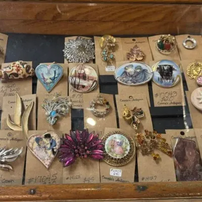 Sale Photo Thumbnail #76