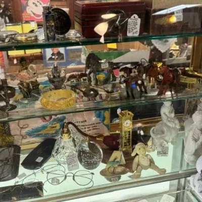 Sale Photo Thumbnail #77