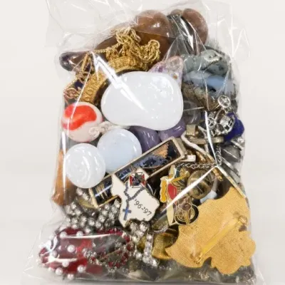 Sale Photo Thumbnail #36: Bagged Assorted Costume Jewelry and Accessories