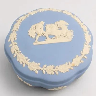 Sale Photo Thumbnail #301: Blue and White Ceramic Trinket Box