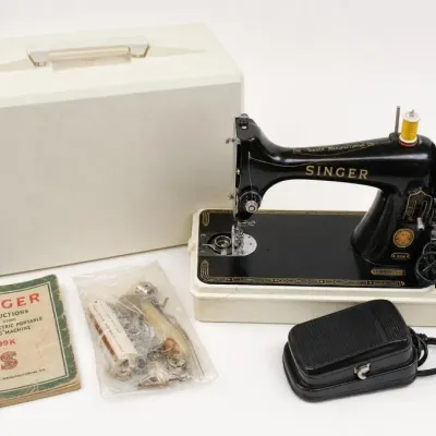 Sale Photo Thumbnail #167: Singer Sewing Machine With Case and Accessories