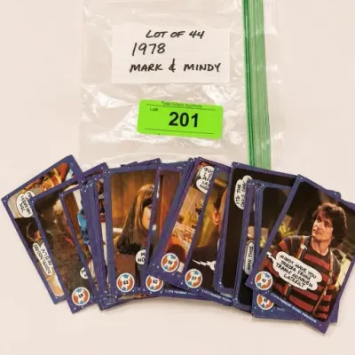 Sale Photo Thumbnail #260: Lot of 44 Mork and Mindy Trading Cards