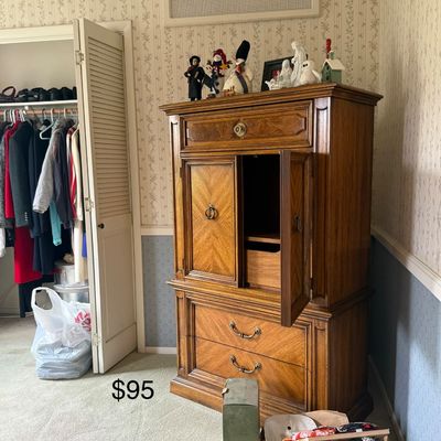 Sale Photo Thumbnail #40