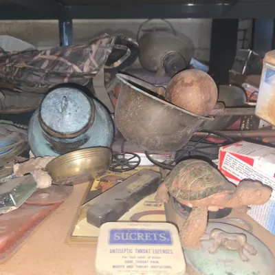 Estate sale photo