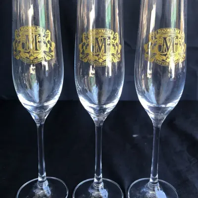 Madonna Inn San Luis Obispo Champagne Flutes – Set of 3 Gold Crest Glasses