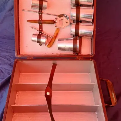 Vintage Portable Travel Cocktail Bar Set in Carry Case – Aluminum Cups & Bar Tools