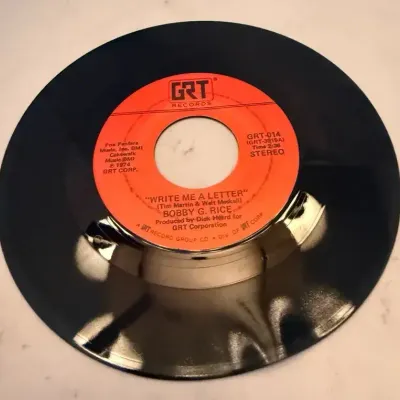 Vintage 1974 Bobby G. Rice “Sweet Satisfying Feeling” GRT Records 45 RPM Country Vinyl