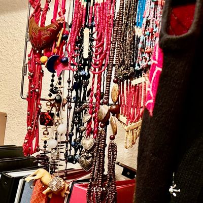 Sale Photo Thumbnail #102