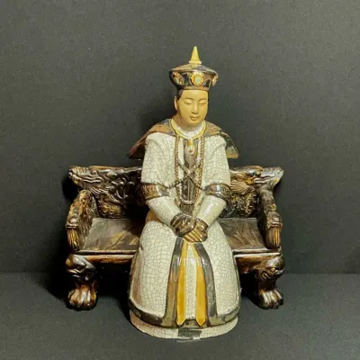 Shiwan Statue