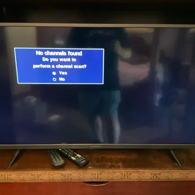 40” Insignia Flat Screen TV