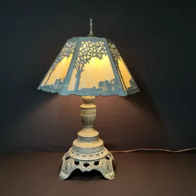 1920’s Style Table Lamp 