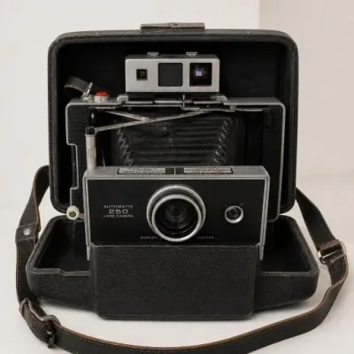 Folding Camera With Black Carrying Case