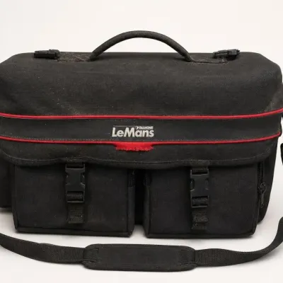 Black LeMans Padded Camera Bag