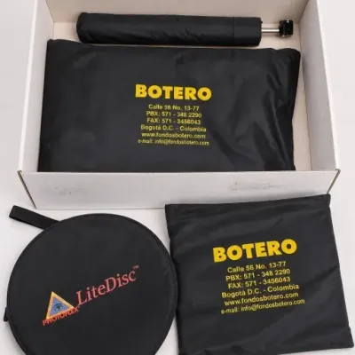 Botero Photography Backdrop Kit with LiteDisc