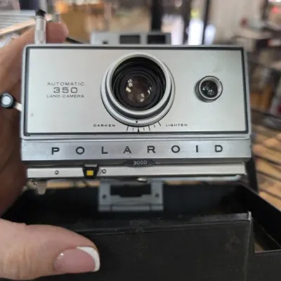 Polaroid Automatic 350 Land Camera