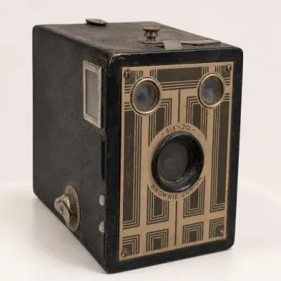 Brownie Junior Six-20 Box Camera