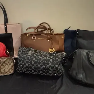 Variety Of Women’s Bags 