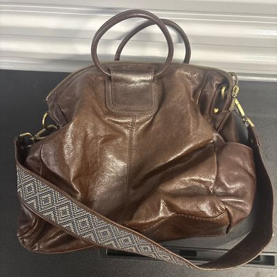 Sale Photo Thumbnail #540: Lady’s satchel