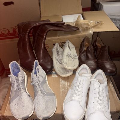 Sale Photo Thumbnail #228: 5 pairs total
Size 7-9 womens