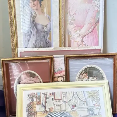 Traditional & Victorian Style Wall Art Collection