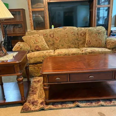 Coffee Table And 2 Side Table, With 2 Table Lamps