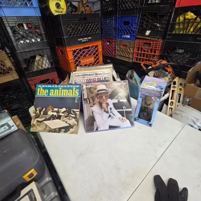 Sale Photo Thumbnail #31