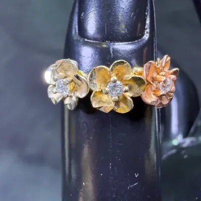 NAGL Certified - 14k Tri Tone Gold Diamond Ring 