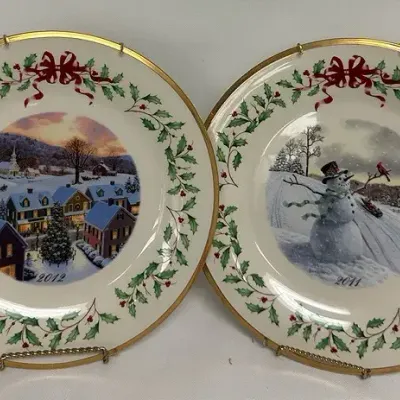 “Lenox” Holiday Plates #3