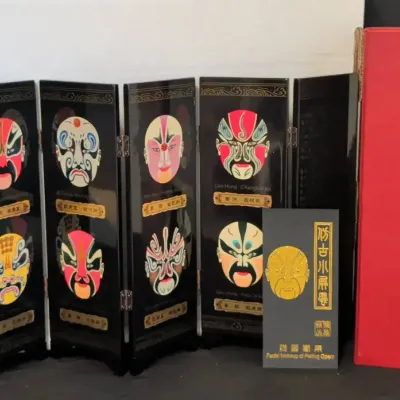Chinese Black Lacquered Miniature Screen
