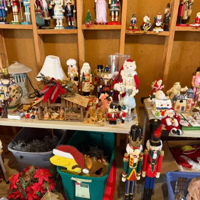 Sale Photo Thumbnail #119