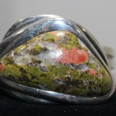 Sale Photo Thumbnail #2