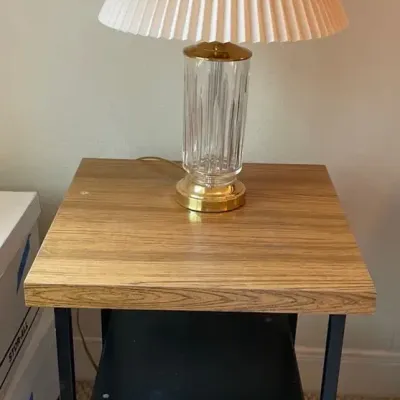 Modern Side Table With Lamp