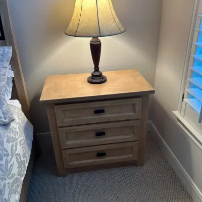 Magnussen Honey Colored Nightstand And Lamp