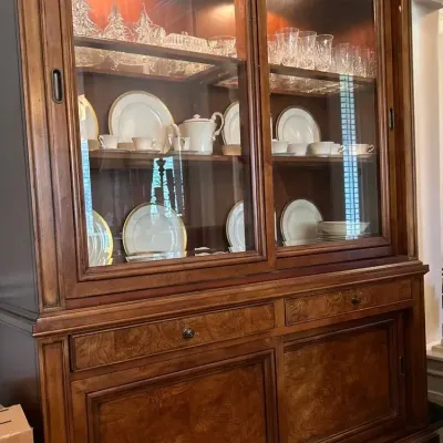 Ethan Allen Townhouse Collection China Cabinet