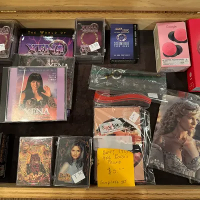 collectables trading cards buffy xena star trek