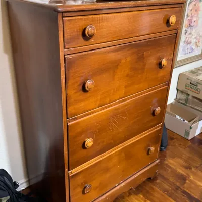 vanity and matching chest 2