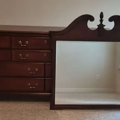 Lexington Wood Chest Of Drawers With Mirror