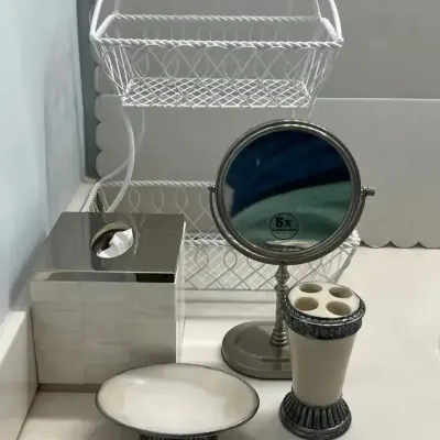 Silver And White Vanity Set (5)