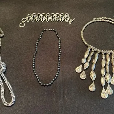 Silver Costume Jewelry (4)