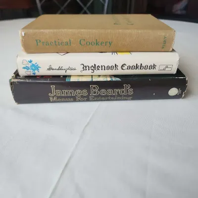 Vintage Cookbooks (3)