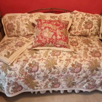 Colorful Quilt And Pillow Sham Set