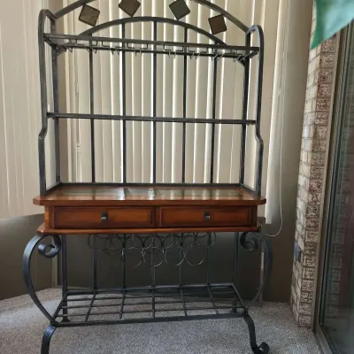 Large Bakers Rack With Additional Wine Storage